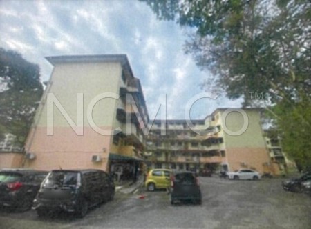Apartment For Auction at Section 4