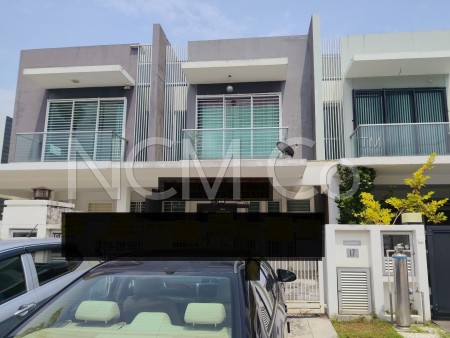 Terrace House For Auction at Taman Lestari Putra
