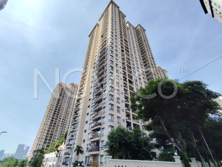 Condo for Auction