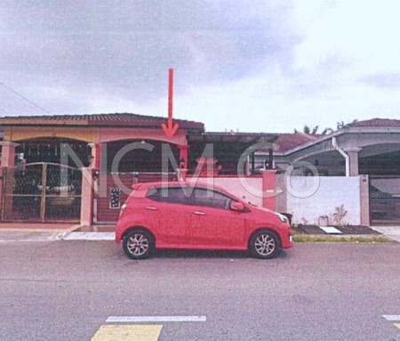 Terrace House For Auction at Taman Sri Wangi