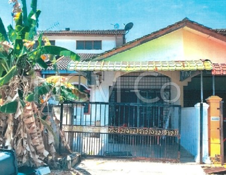 Terrace House For Auction at Taman Keris Emas