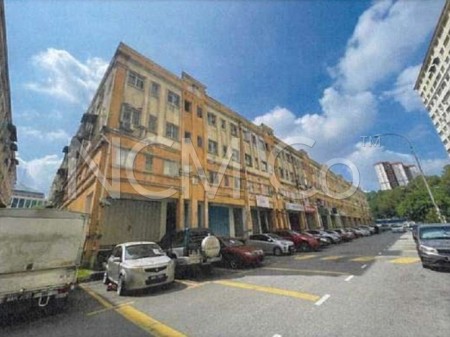 Apartment For Auction at Taman Serdang Perdana