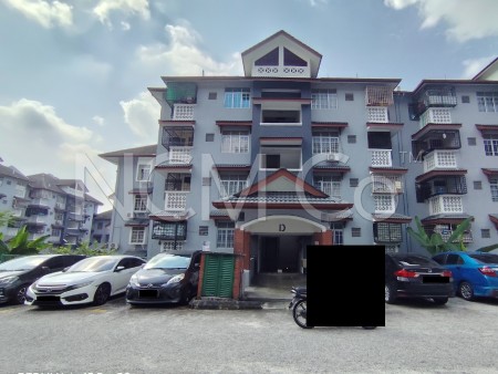 Apartment For Auction at Pangsapuri Kesuma