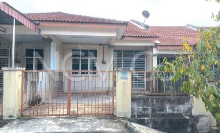 Terrace House For Auction at Desa Bayanmas