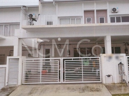 Terrace House For Auction at Tiara Sendayan