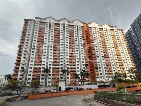 Apartment For Auction at Flora Damansara Apartment