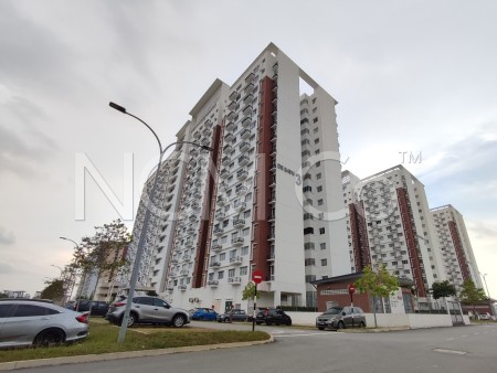 Apartment For Auction at De Bayu Apartment