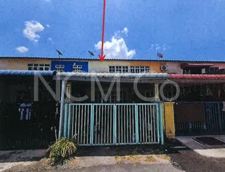 Terrace House For Auction at Taman Bersatu