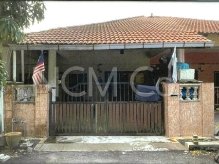 Terrace House For Auction at Taman Pandan Damai