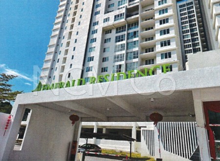 Condo for Auction