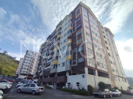 Apartment For Auction at Blue Valley Residence
