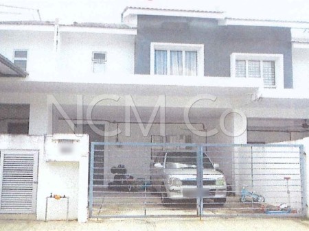 Terrace House For Auction at Iringan Bayu