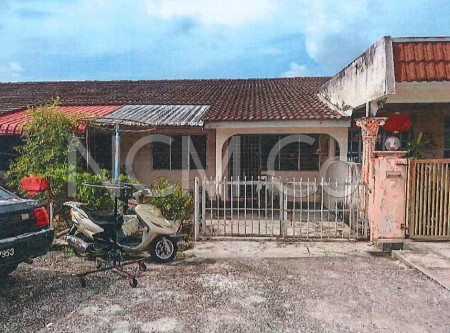 Terrace House For Auction at Taman Desa Bakti