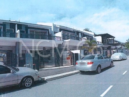 Terrace House For Auction at Taman Lahat Sentosa