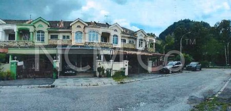 Terrace House for Auction