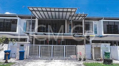 Terrace House For Auction at Elmina Gardens
