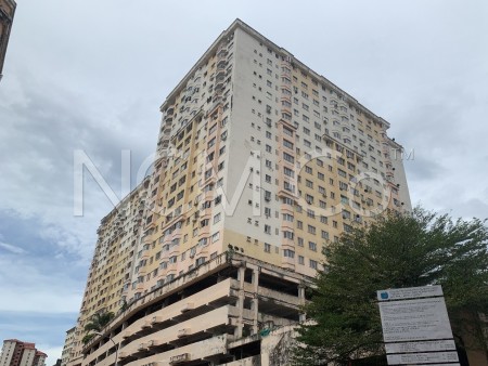 Apartment For Auction at Serdang Skyvillas