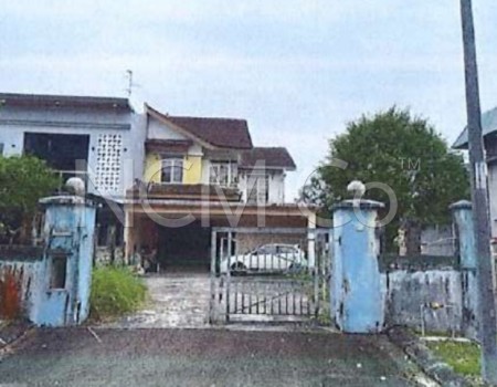 Terrace House for Auction