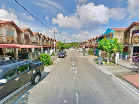Terrace House For Auction at Taman Scientex