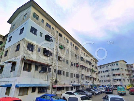 Flat For Auction at Flat Taman Seri Indah (Kuala Menggatal)