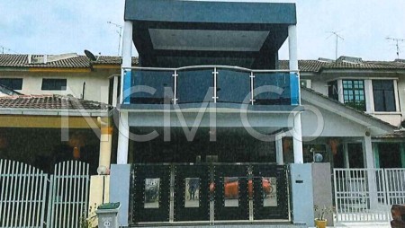 Terrace House For Auction at Taman Yayasan