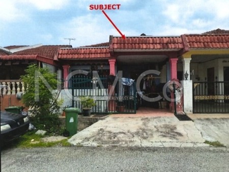 Terrace House For Auction at Taman Amalina Lestari