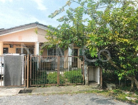 Terrace House For Auction at Desa Kundang