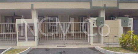 Terrace House For Auction at Taman Bayu Indera