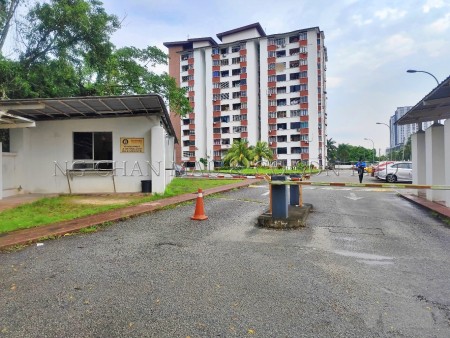 Apartment for Auction