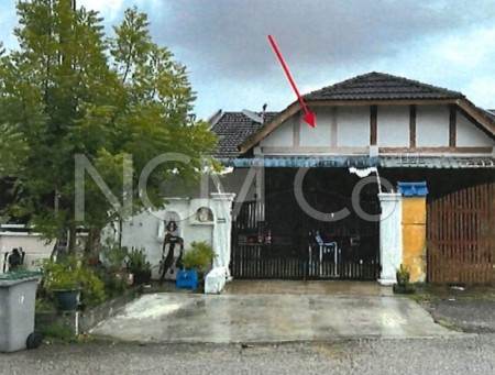 Terrace House For Auction at Taman Universiti