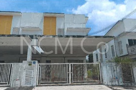 Terrace House For Auction at Suriaman