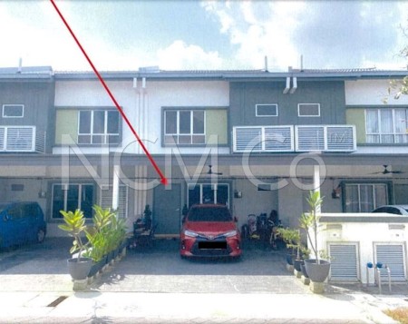 Terrace House For Auction at Kita Mekar