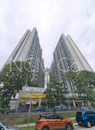 Apartment For Auction at Seasons Garden