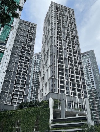Serviced Residence for Auction