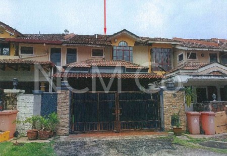 Terrace House For Auction at Damansara Emas