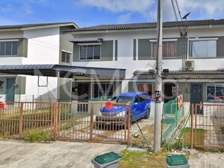 Terrace House For Auction at Taman Scientex