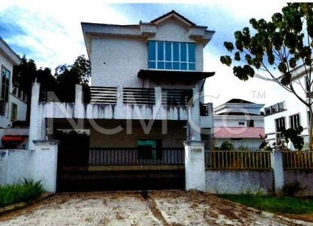 Bungalow House For Auction at Bandar Sri Perdana
