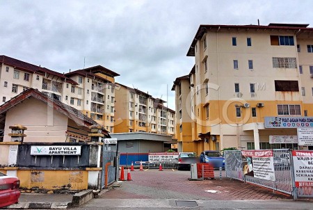 Apartment For Auction at Bayu Villa