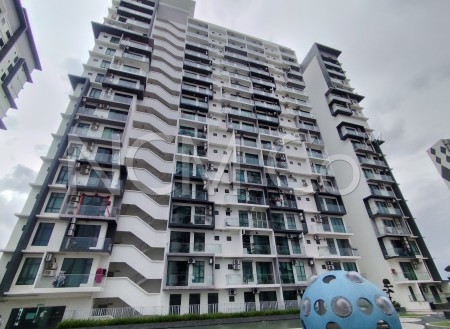 Serviced Residence For Auction at The Maple Residences