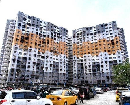 Apartment For Auction at Sri Penara