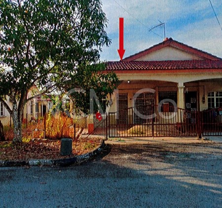 Terrace House For Auction at Taman Selinsing Melati