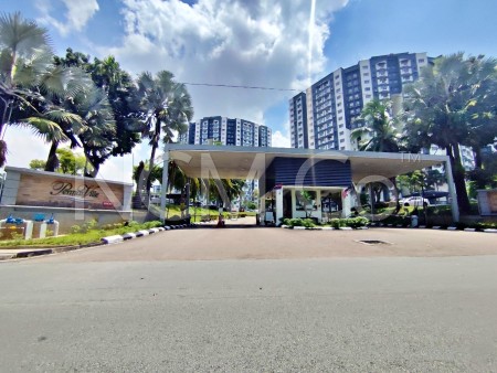 Apartment For Auction at Permas Ville