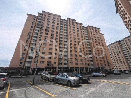 Apartment For Auction at Desa Dua
