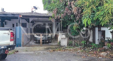 Terrace House For Auction at Taman Sentosa