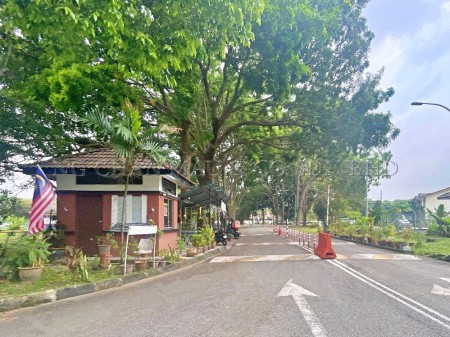 Terrace House for Auction