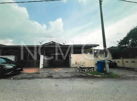 Terrace House For Auction at Taman Alam Megah