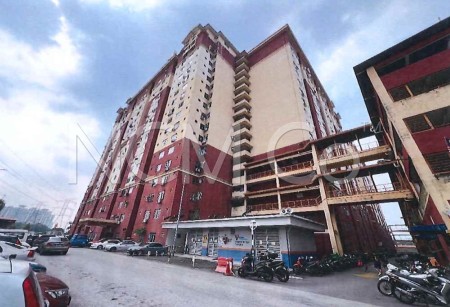 Apartment For Auction at Mentari Court 1