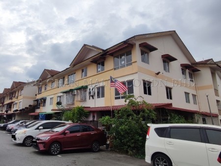 Apartment For Auction at Dahlia Apartment
