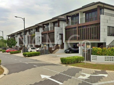 Terrace House For Auction at The Mulia Residence