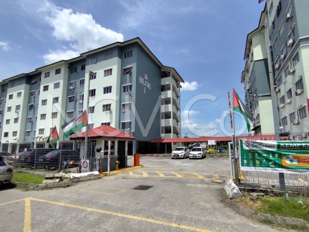Apartment For Auction at Pangsapuri Anggerik